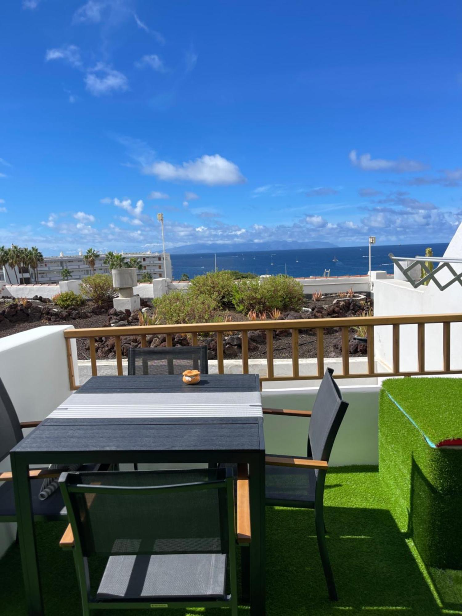 Apartament Geranios Paradise